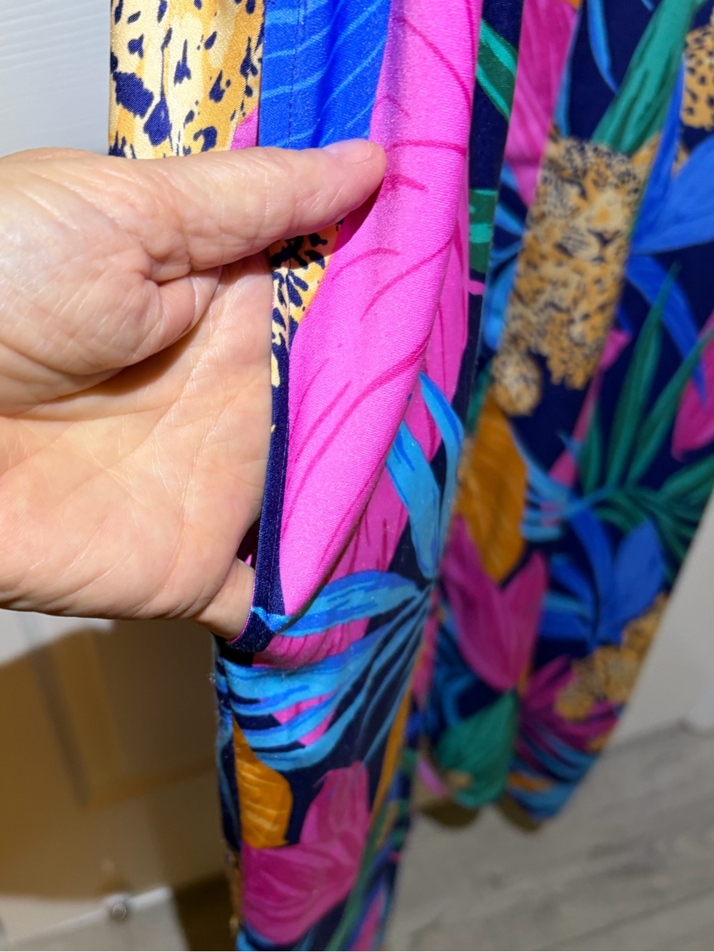Van Winkle Tropical Palm Leaf & Leopards Silky Sexy Slip Dress With Pockets. XL - Picture 4 of 11